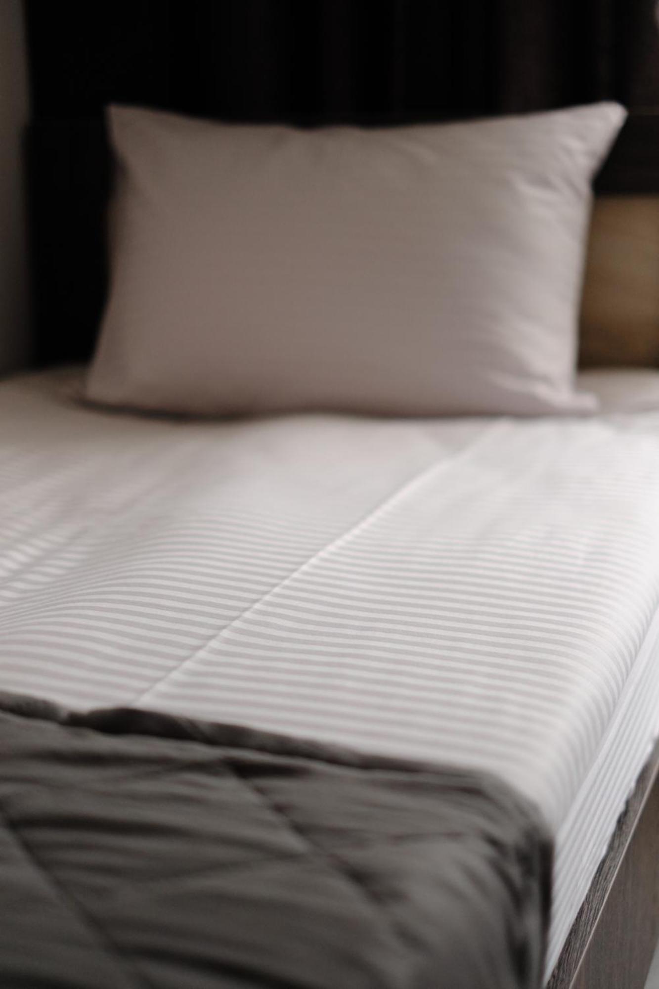 Loft Family Hotel Ijevan Extérieur photo