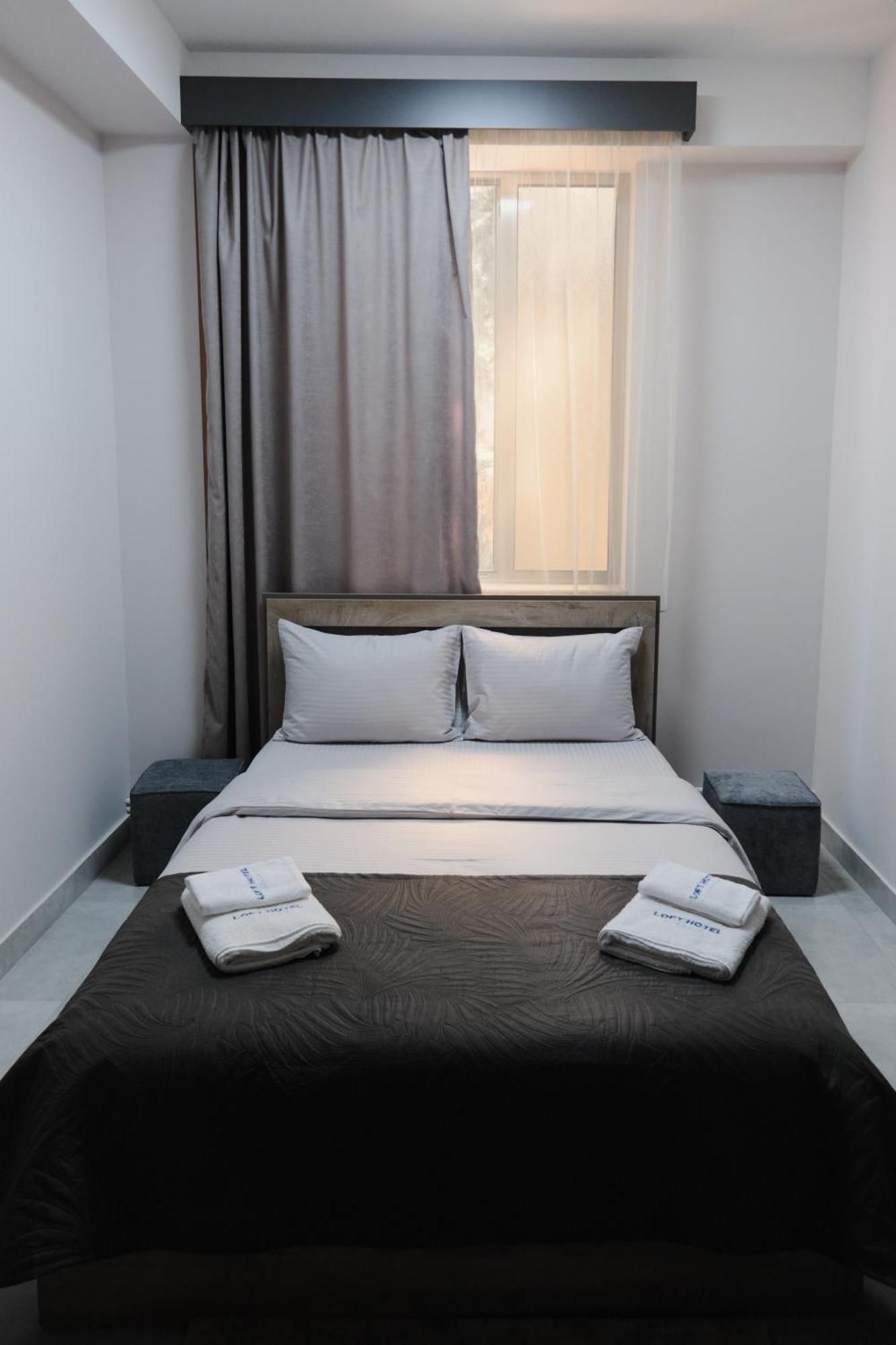 Loft Family Hotel Ijevan Extérieur photo